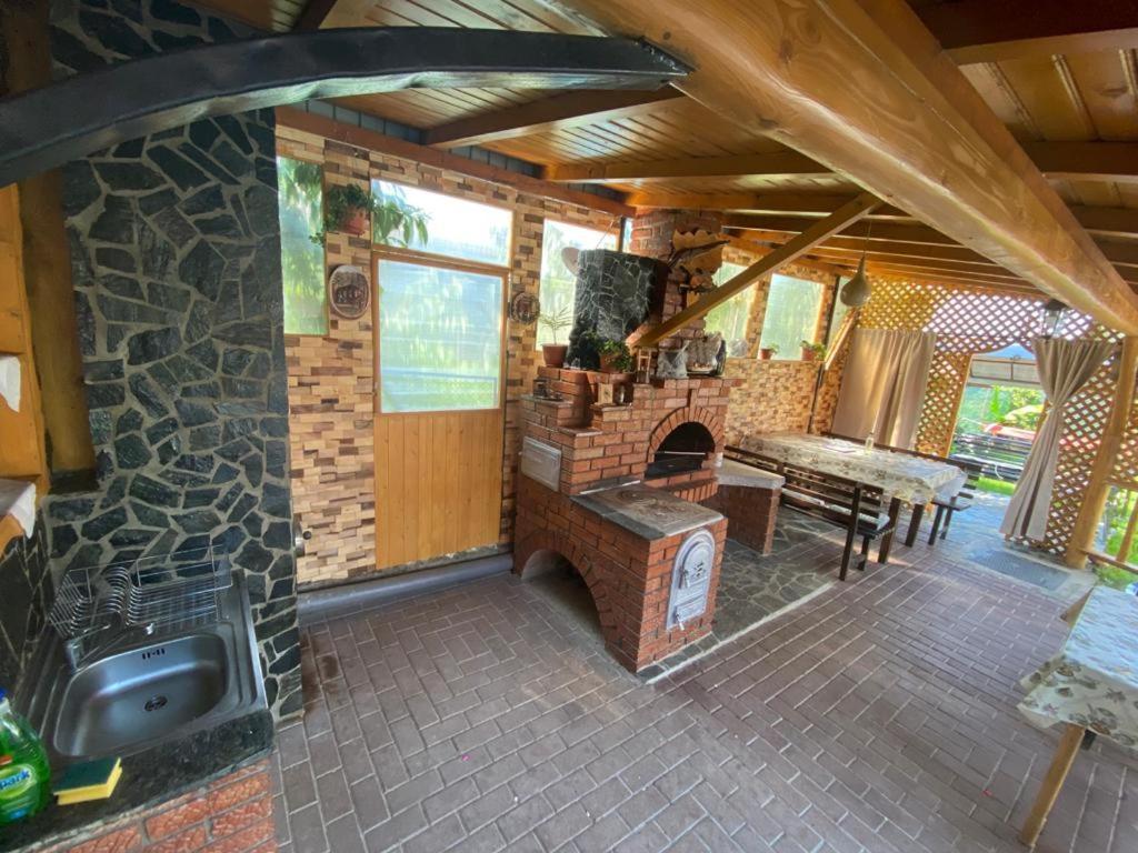 Casa Diana-Maria Lägenhet Curtea de Argeş Exteriör bild