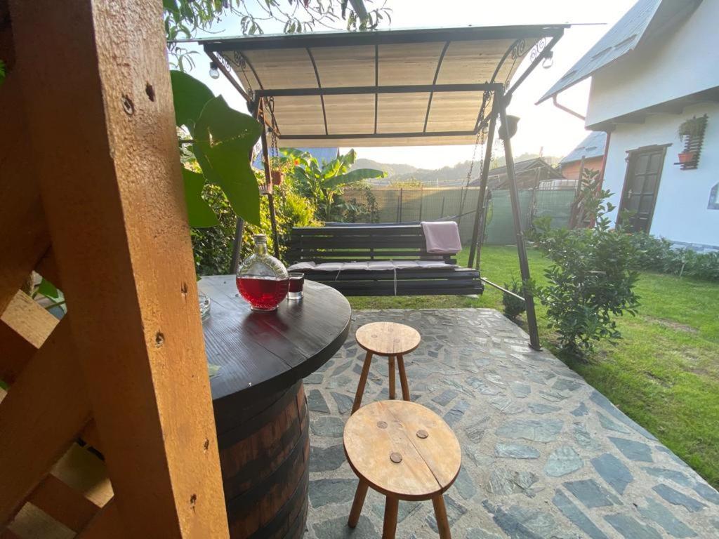 Casa Diana-Maria Lägenhet Curtea de Argeş Exteriör bild
